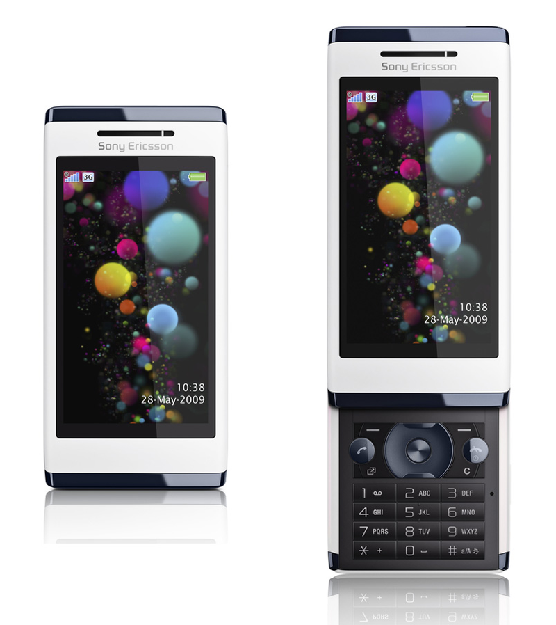 Illustration for article titled Sony Ericsson Aino Lets You Remote Control and Watch Videos From Your PS3 From Anywhere